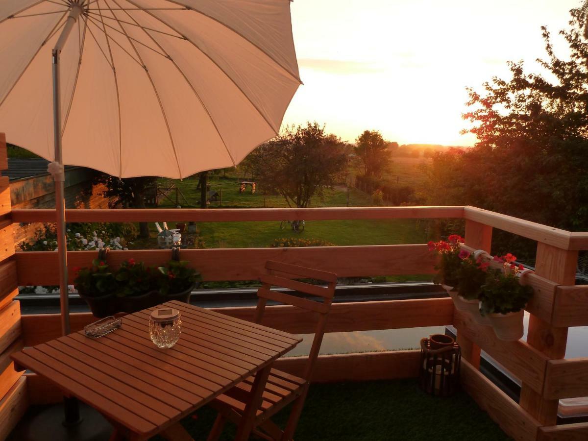 Entre Monts Et Collines B&B Et Spa En Option מראה חיצוני תמונה