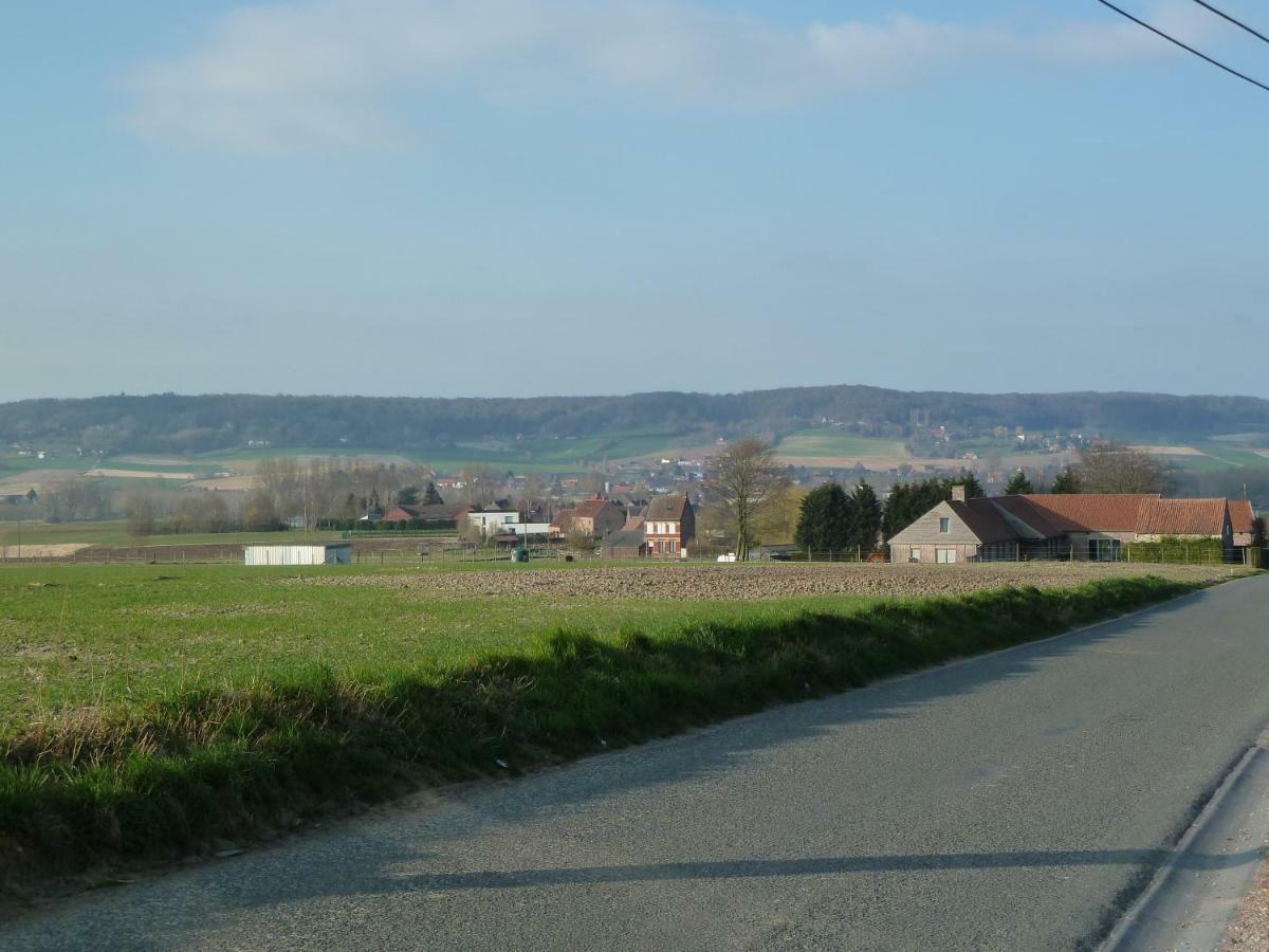 Entre Monts Et Collines B&B Et Spa En Option מראה חיצוני תמונה